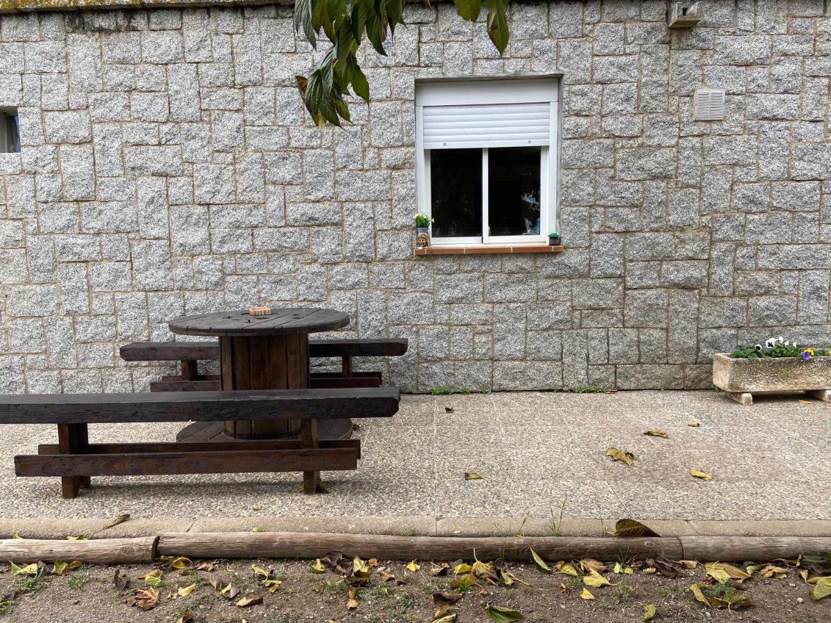 Vilafant Les Oliveres - Casa- Apartament מראה חיצוני תמונה
