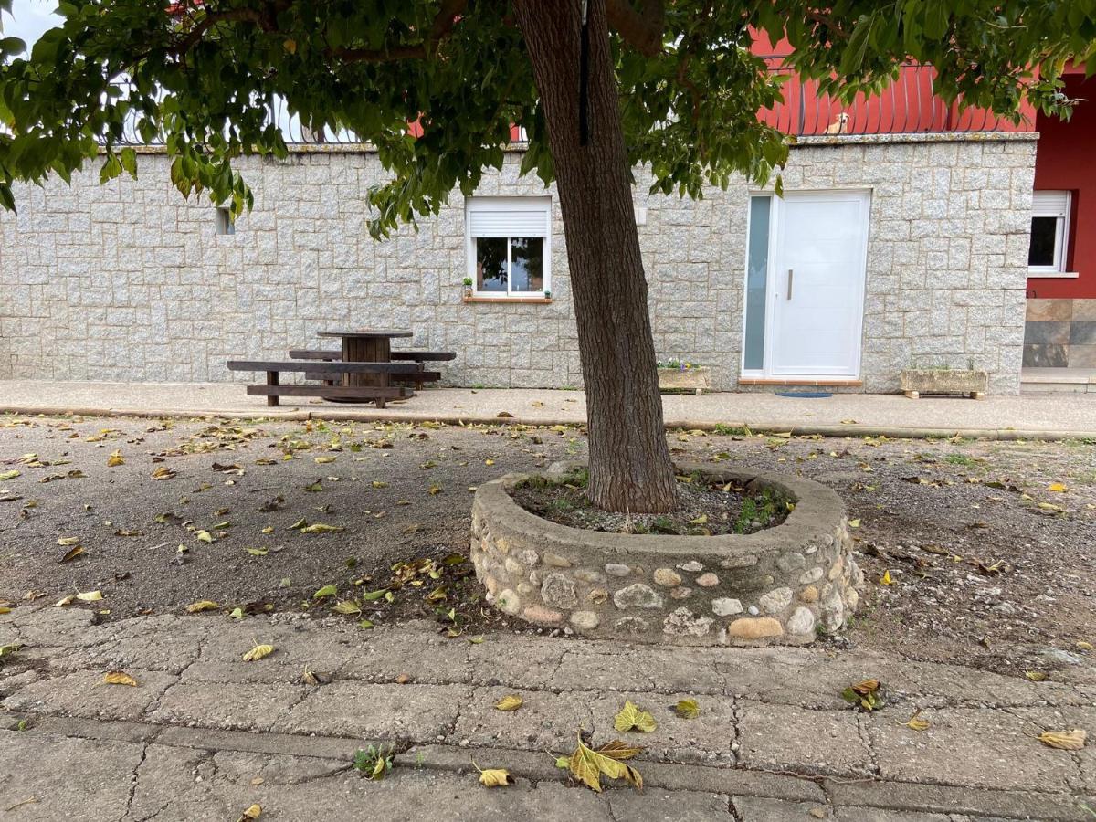 Vilafant Les Oliveres - Casa- Apartament מראה חיצוני תמונה